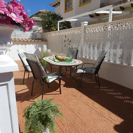 Casa La Buganvilla - Playa Flamenca *
