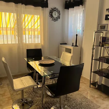 Casa La Buganvilla - Playa Flamenca *